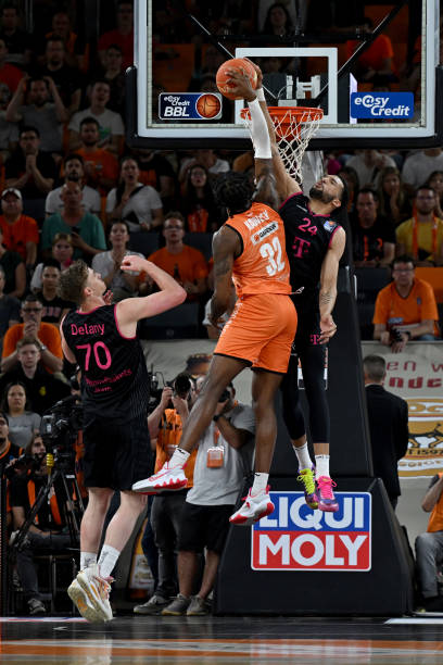 离不开强有 离不开强有