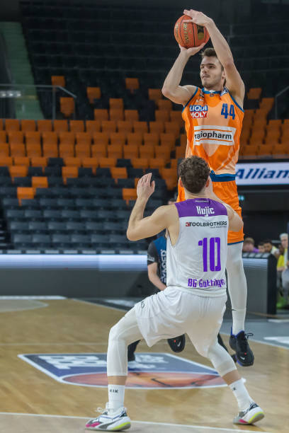 詹姆斯不仅 詹姆斯不仅