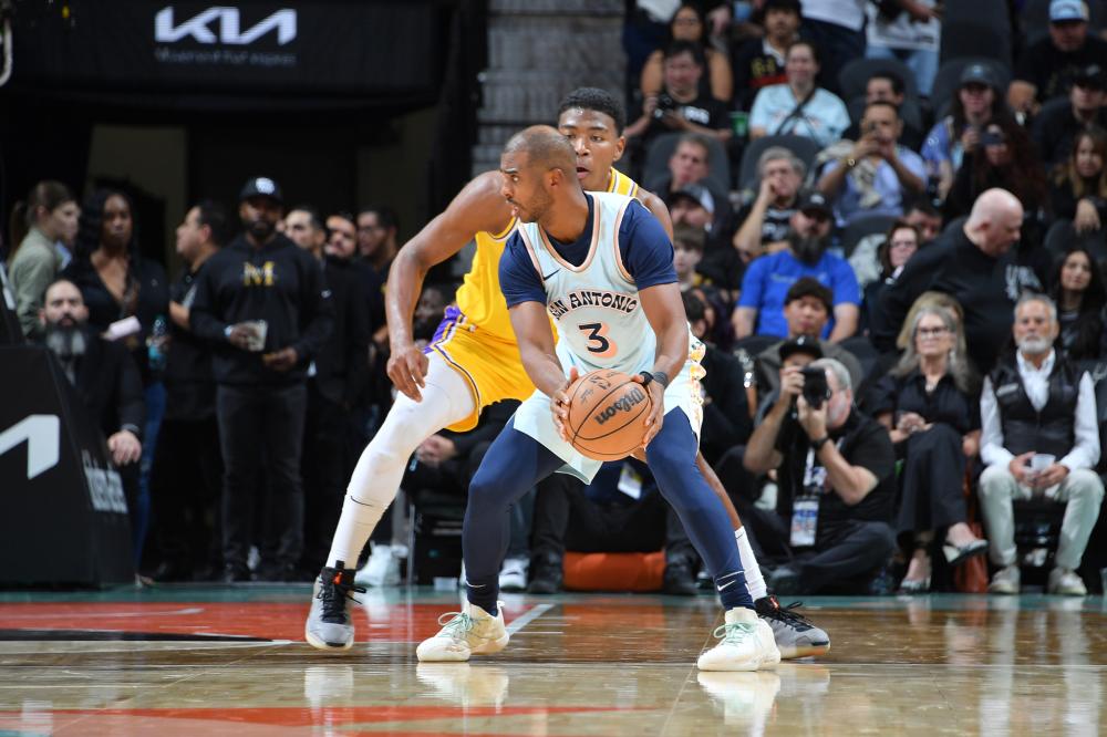 这名新星穷 这名新星穷