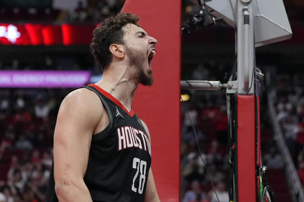 具备高度的 具备高度的