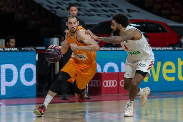 深入分析 深入分析